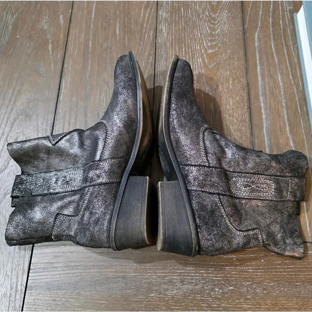 Charles by Charles David Leather Boots, Women's Size 8